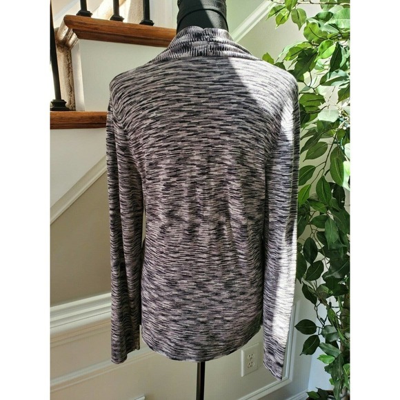 APT.9 Women's Gray Rayon V-Neck Long Sleeve Stretch Fitted Shirt Size Large - Picture 7 of 12